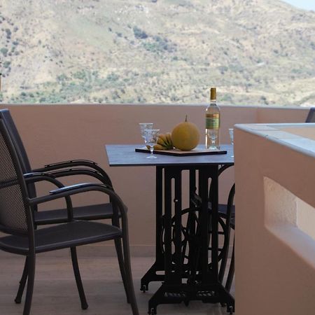Atalia Apartment, Orne Crete Bagian luar foto